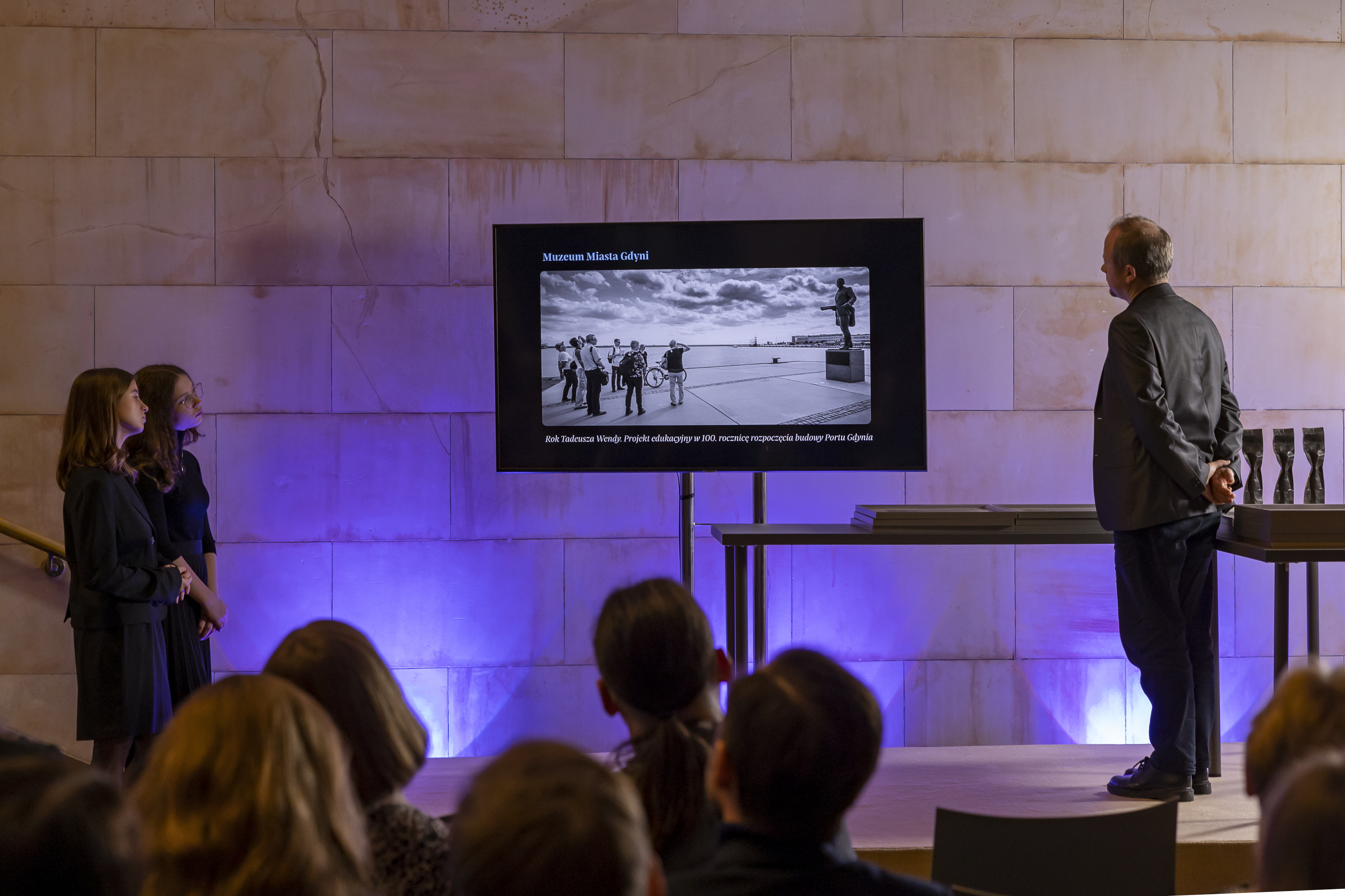 Prezentacja gdyńskiego projektu podczas gali Konkursu. fot. Bartosz Bajerski, źr&oacute;dło: www.gov.pl