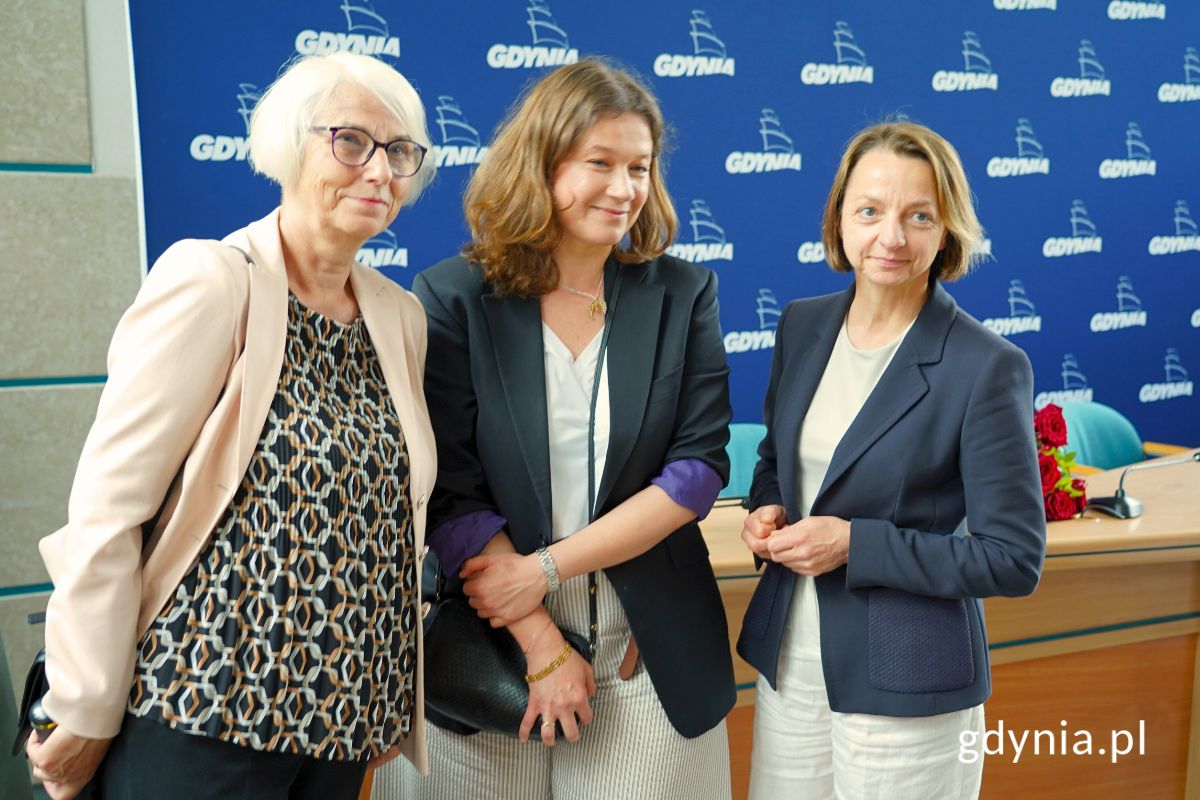 radna Gdyni Joanna Zielińska, nowa dyrektor Teatru miejskiego Marta Miłoszewska i wiceprzewodnicząca Komisji Kultury Rady Miasta Gdyni Larysa Kramin