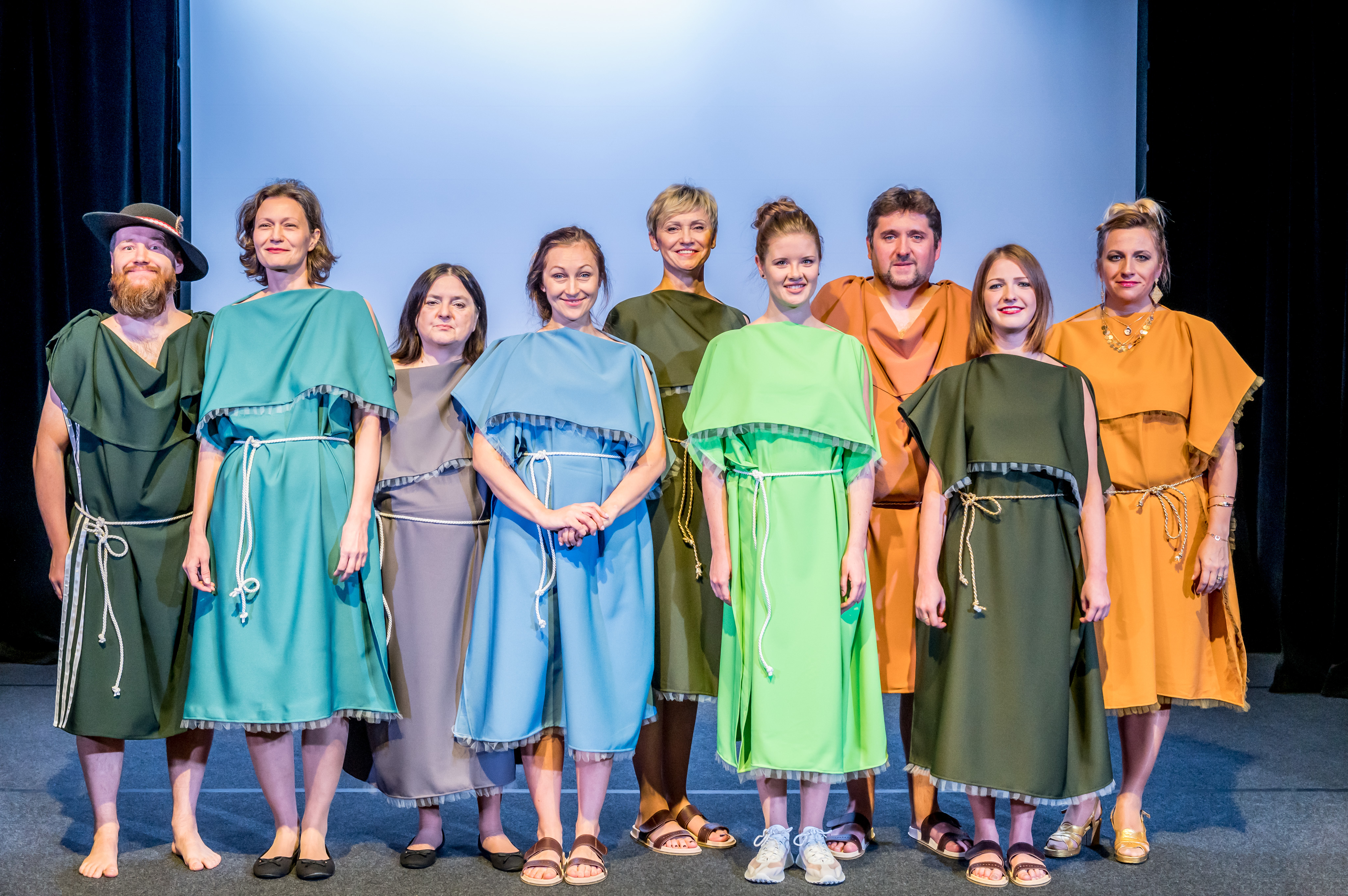 Grupa "W Kaczych Butach" przygotowała nowy spektakl pt. "Stara baba. Tragedia antyczna" Szymona Jachimka. Premiera już 27 listopada // fot. S. Mul