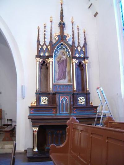 Neogotycki ołtarz św. Józefa po konserwacji