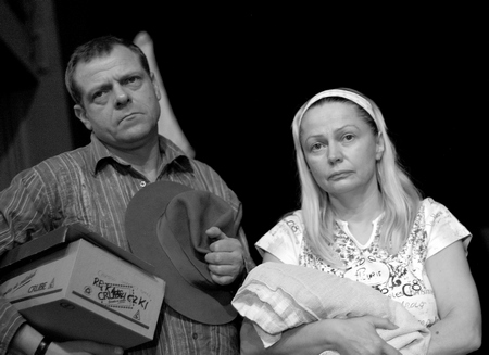 Teatr Miejski: Kompozycja w słońcu 3