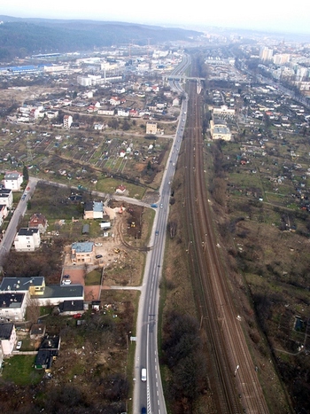 Droga R&oacute;żowa - ul. Lotnik&oacute;w przed przebudową 2