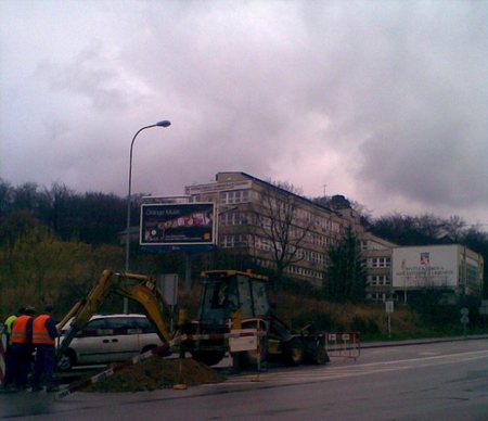 Dziura w ulicy Kieleckiej