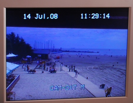 kamera na plaży - widok z monitora, fot.: Dorota Nelke