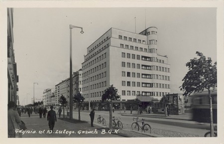 Pierwsza część budynku po zakończeniu, 1936 r.