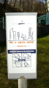Pies w wielkim mieście - dyspozytor  przy Bulwarze Nadmorskim, fot.: Sylwia Szumielewicz