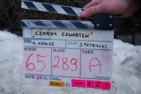 Na planie Czarnego czwartku - klaps, fot.: Dorota Nelke