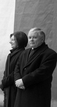 Lech Kaczyński z żoną podczas uroczystości otwarcia Muzeum Miasta Gdyni (listopad 2007), fot.: Dorota Nelke