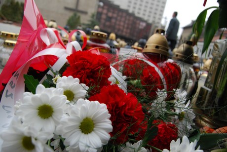 Gdynia w żałobie - przed kościołem Najświętszej Marii Panny, fot.: Dorota Nelke