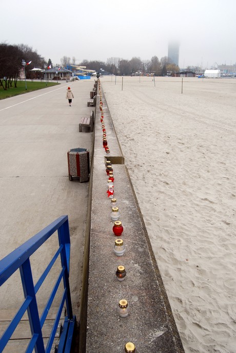 Gdynia w żałobie - Bulwar Nadmorski, fot.: Dorota Nelke