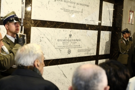 Krypta grobowa ostatniego Prezydenta RP na Uchodźstwie Ryszarda Kaczorowskiego w Świątyni Opatrzności Bożej; fot.: Krzysztof Białoskórski, źródło: serwis bpr.sejm.gov.pl