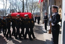 Ceremonia pożegnalna admirała floty Andrzeja Karwety; fot. Marynarka Wojenna
