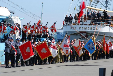 Ceremonia pożegnalna admirała floty Andrzeja Karwety; fot. Marynarka Wojenna
