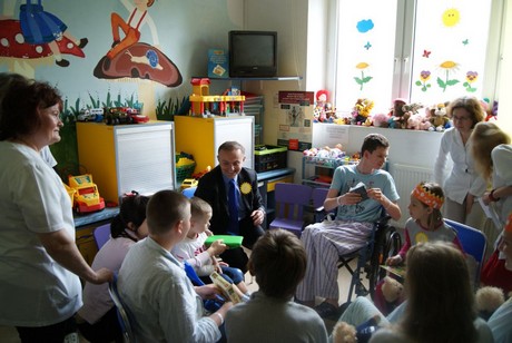 Prezydent w odwiedzinach u pacjentów gdyńskich szpitali z okazji Dnia Dziecka, fot.: Krzysztof Czop