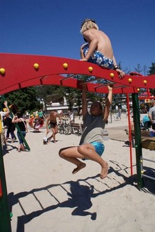 Otwarcie placu zabaw na plaży Śródmieście, fot. Paulina Filipowicz