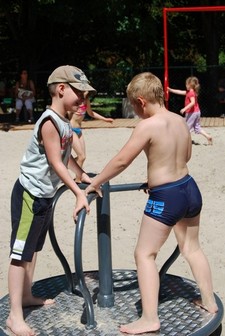 Otwarcie placu zabaw na plaży Śródmieście, fot. Dorota Nelke