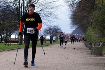 13. Jesienny Bieg Niepodległości - jako pierwsi wystartowali Nordic Walkerzy