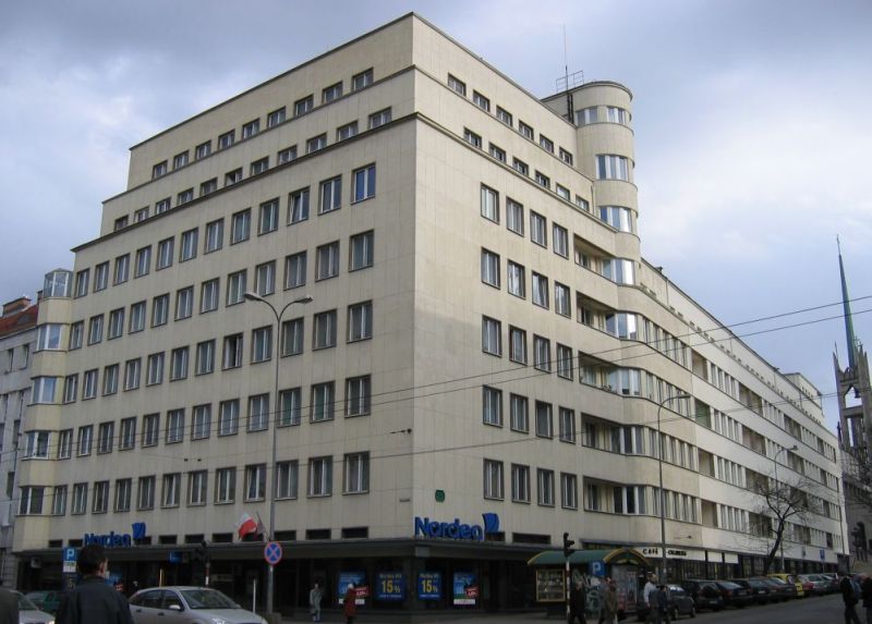 Dom Mieszkalny FE BGK z 1936-1938 r., ul. 3 Maja 27-31, wpis z dn. 21.10.1983 nr 1036 (d. nr 890)