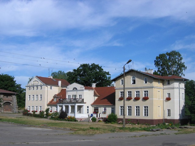Zespół dworsko-krajobrazowy Kolibki, Al. Zwycięstwa,wpis z dn. 11.05.1982 r.nr 1004 (d. nr 849)