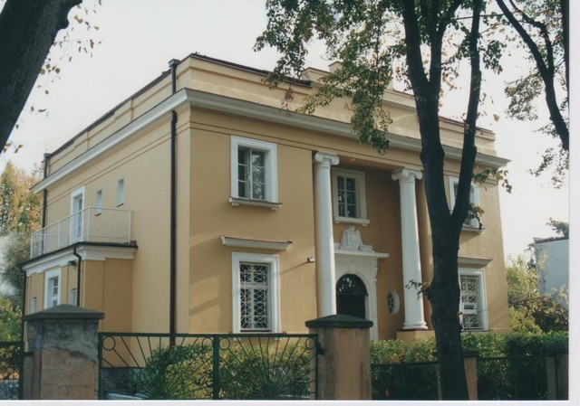 Willa Sokolaz połowy lat 20-tych XX w.ul. Sieroszewskiego 8wpis z dn. 01.08.1983r.nr 1030 (d. nr 883)