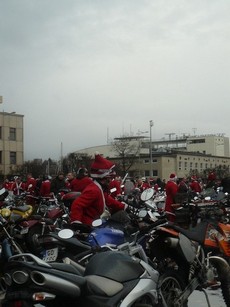 Rekordowa parada Mikołajów na motocyklach, fot.: Małgorzata Kwidzyńska-Omachel