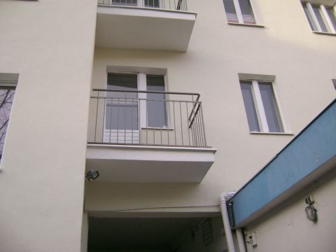 Świętojańska 61 - tył balkon - po remoncie