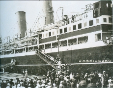 Statek s/s "Kościuszko" przy Nabrzeżu Francuskim, 1933-1939 Statek s/s Kościuszko przy Nabrzeżu Francuskim, 1933-1939
