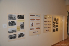 Wystawa archiwalnych zdjęć „Motoryzacja w przedwojennej Gdyni" / fot. Michał Kowalski