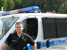 sierż. Łukasz Matysiak z Komisariatu Policji w Gdyni Chyloni