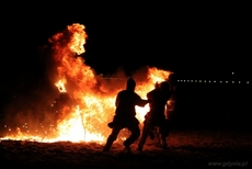 „Amber fire show" na plaży Śródmieście