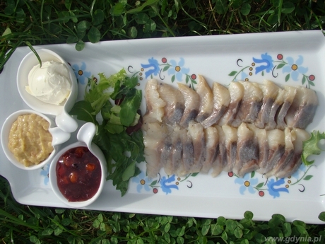 III nagroda - Beata Waśniewska za carpaccio śledziowe z kaszubskimi dipami