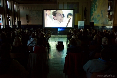 KOLEJ NA KULTURĘ w Gdyni