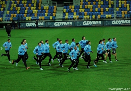 Trening piłkarzy Urugwaju na Stadionie Miejskim w Gdyni fot.: gosir