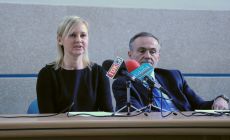 pełnomocnik do spraw rodziny Beata Szadziul i prezydent Gdyni Wojciech Szczurek