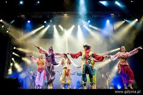 Przygody Sinbada - spektakl Gdyńskiego Akrobatycznego Teatru Tańca „MIRA - ART / fot. www.studiolinnenn.pl