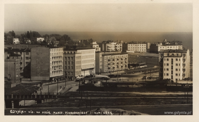Widok na aleję Marszałka Piłsudskiego i Kamienną Górę w 1938 roku, fot. ze zbiorów Muzeum Miasta Gdyni