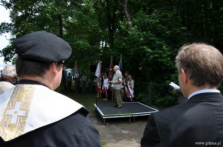 Odsłonięcie przy ul. Prusa tablicy upamiętniającej ofiary terroru stalinowskiego w latach 1945-56 / fot. Dorota Nelke