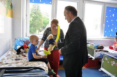 Dzień Dziecka - odwiedziny najmłodszych pacjentów gdyńskich szpitali / fot. Dorota Nelke