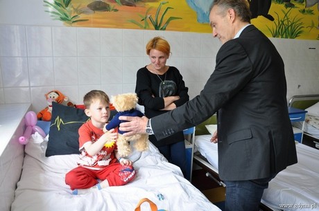 Dzień Dziecka - odwiedziny najmłodszych pacjentów gdyńskich szpitali / fot. Dorota Nelke