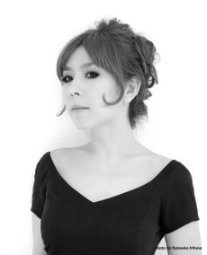 Akiko - www.ladiesjazz.pl