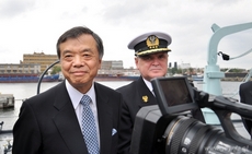 J.E. Makoto Yamanaka i admirał Tomasz Mathea, fot. Krzysztof Romański