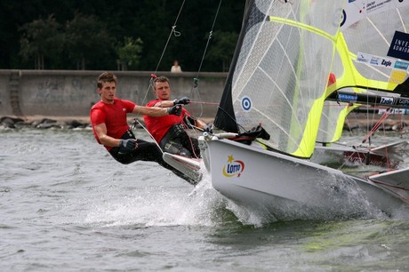 Duże prędkości i niesamowity dynamizm łódek - ściganie w tej olimpijskiej klasie to nie lada wyzwanie / fot. Beata Zarach 49er Grand Prix Gdynia