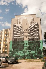 Najbardziej znana gdyńska praca M-City - „Transatlantyki, stworzona przy ul. Żeromskiego w ramach festiwalu Traffic Design 2012