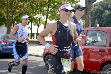 Iwona Guzowska na Herbalife Triathlon Gdynia 2013, fot. Maciej Czarniak