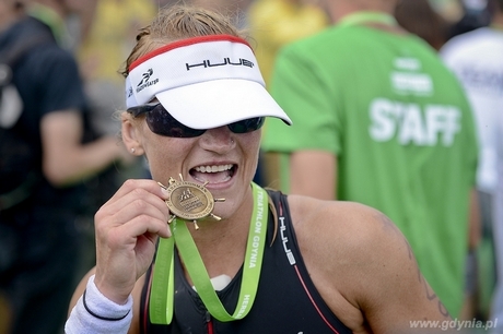 Iwona Guzowska na mecie Herbalife Triathlon Gdynia 2013, fot. Maciej Czarniak