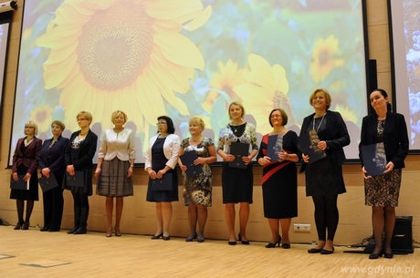 Nagrody dla gdyńskich nauczycieli z okazji Dnia Edukacji Narodowej, fot. Dorota Nelke