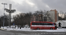 Ambulans przed Urzędem Miasta Gdyni, fot. Michał Kowalski