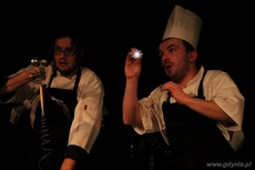 Teatr Gdynia Główna zaprasza na spektakl Wielkie Ciasto, fot. Grzegorz Kujawiński