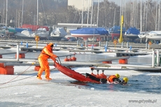 Ćwiczenia straży pożarnej w gdyńskiej marinie, fot. Sylwia Szumielewicz-Tobiasz