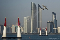 Red Bull Air Race 2014 Abu Dhabi: Hannes Arch, fot. Sebastian Marko/Red Bull Content Pool